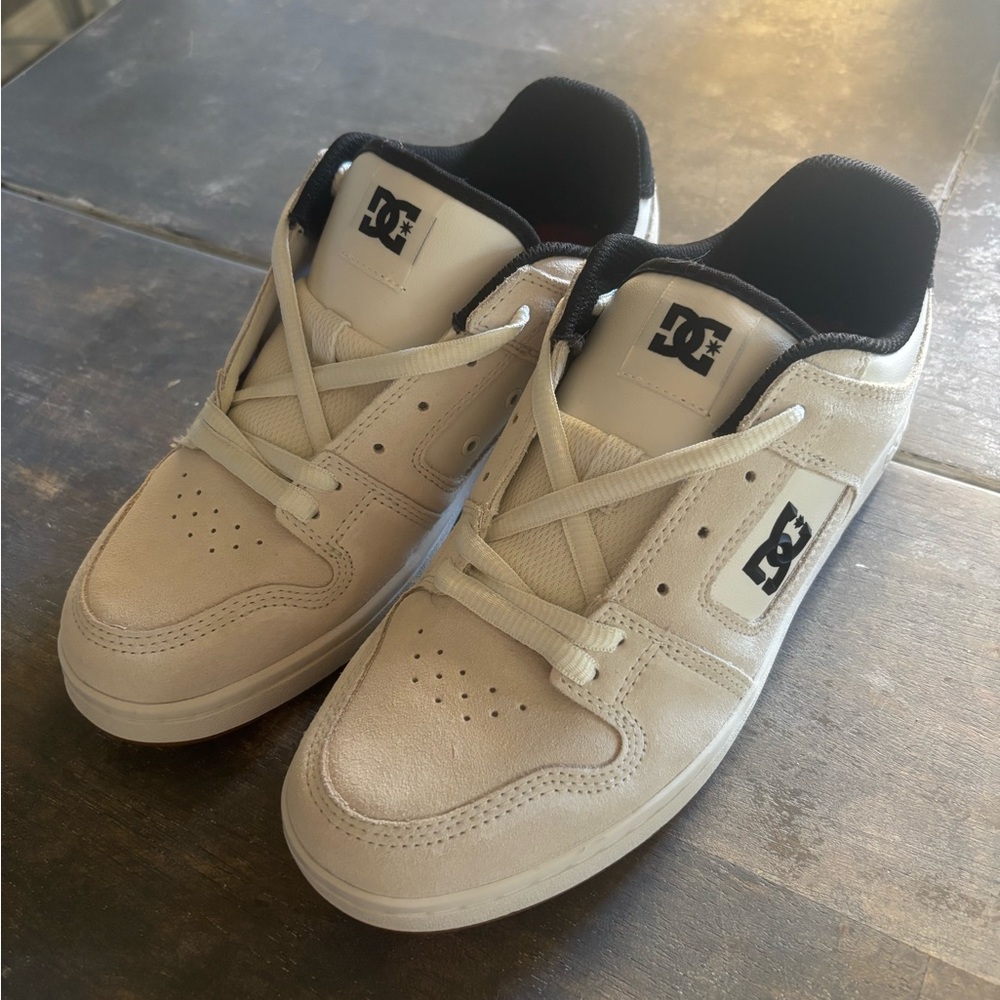 DC Men's Beige and Black Sneakers